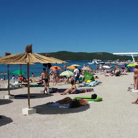 With Parking Space Solaris, - 23927 시베니크