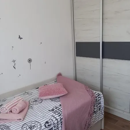 With Parking Space Solaris, - 23927 Apartman