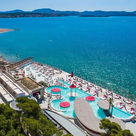 아파트 With Parking Space Solaris, - 23927