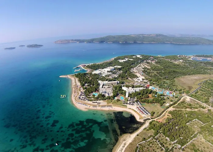 With Parking Space Solaris, - 23927 Appartement